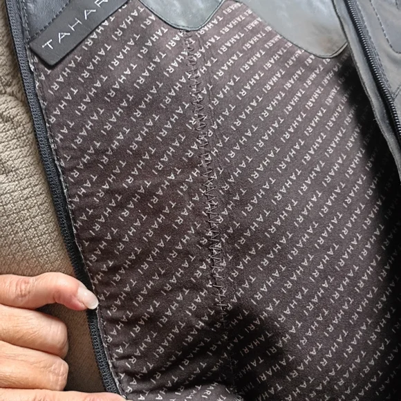 Tahari RUPERT Black Leather Upper Shoes.New Condition - Picture 8 of 9